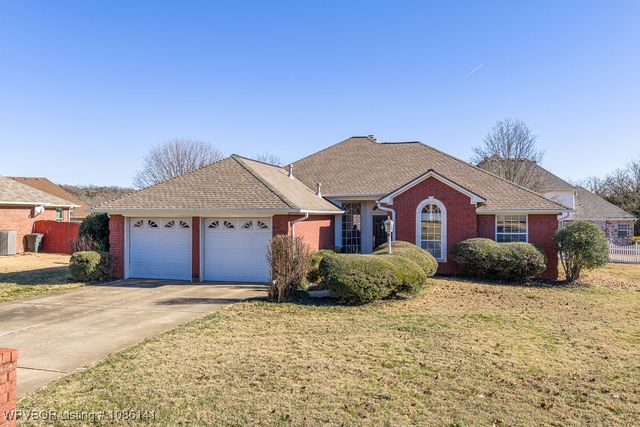 3218 Fairway Drive, Alma, AR 72921