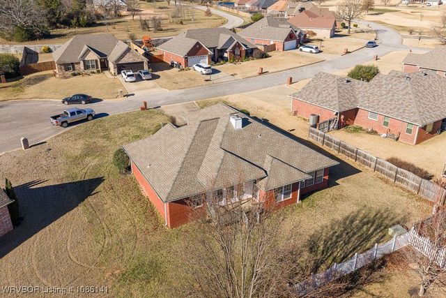 3218 Fairway Drive, Alma, AR 72921