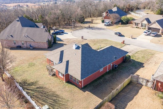 3218 Fairway Drive, Alma, AR 72921