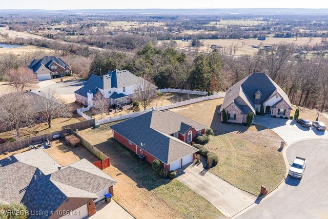 3218 Fairway Drive, Alma, AR 72921