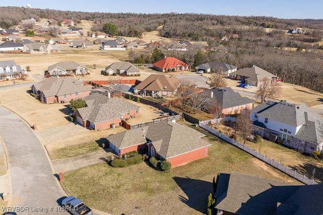 3218 Fairway Drive, Alma, AR 72921