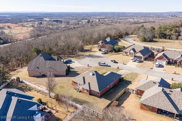 3218 Fairway Drive, Alma, AR 72921