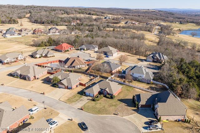 3218 Fairway Drive, Alma, AR 72921