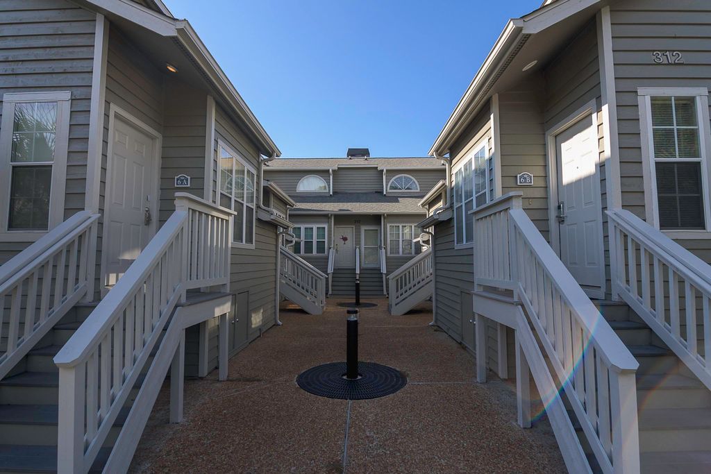 312 Cumberland Terrace Dr Apt 6D, Myrtle Beach, SC 29572 — photo 2