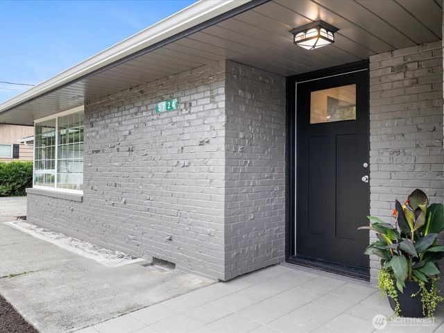 5724 78th Place NE, Marysville, WA 98270