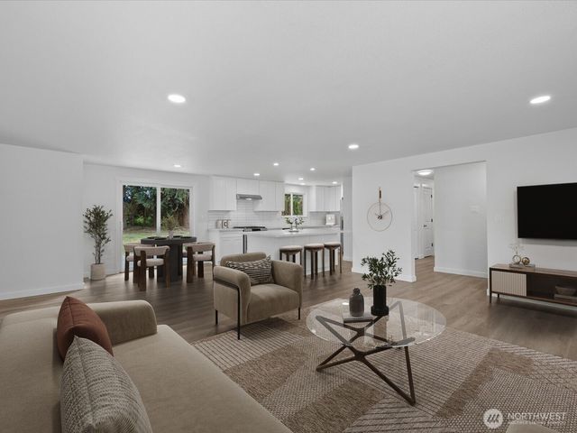 5724 78th Place NE, Marysville, WA 98270
