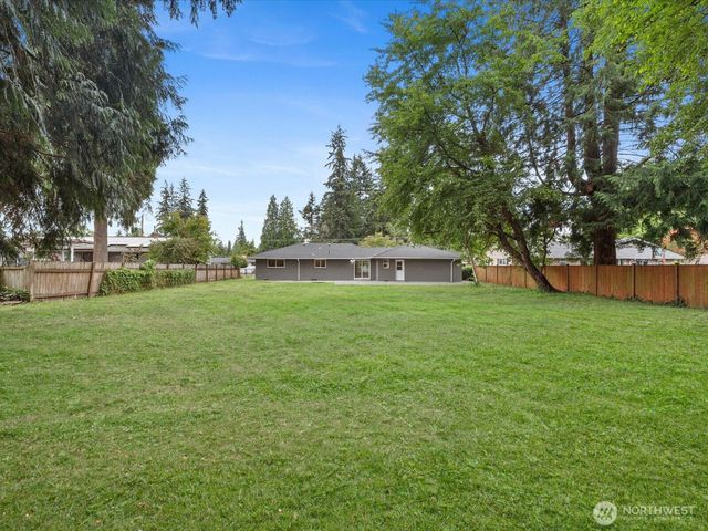 5724 78th Place NE, Marysville, WA 98270