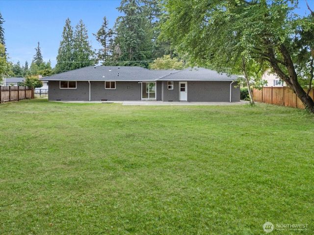 5724 78th Place NE, Marysville, WA 98270