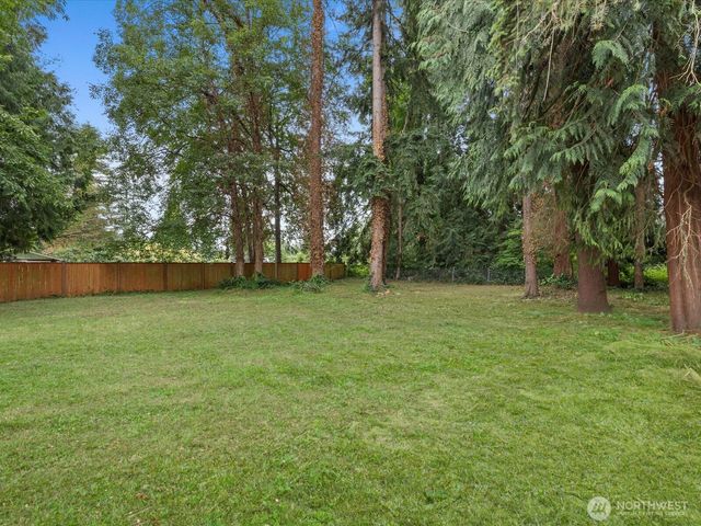 5724 78th Place NE, Marysville, WA 98270
