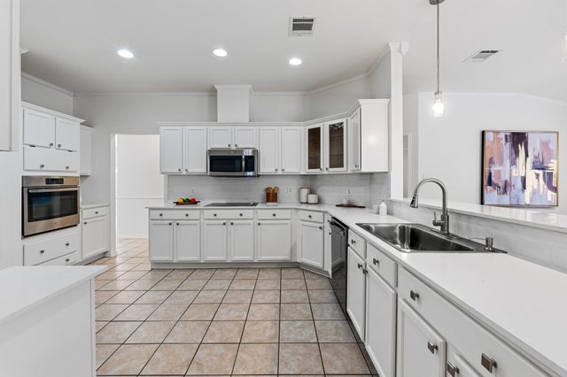 2502 Vernell WAY, Round Rock, TX 78664