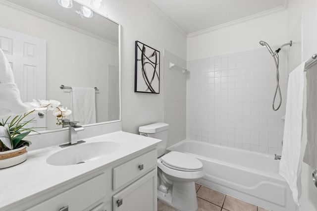 2502 Vernell WAY, Round Rock, TX 78664