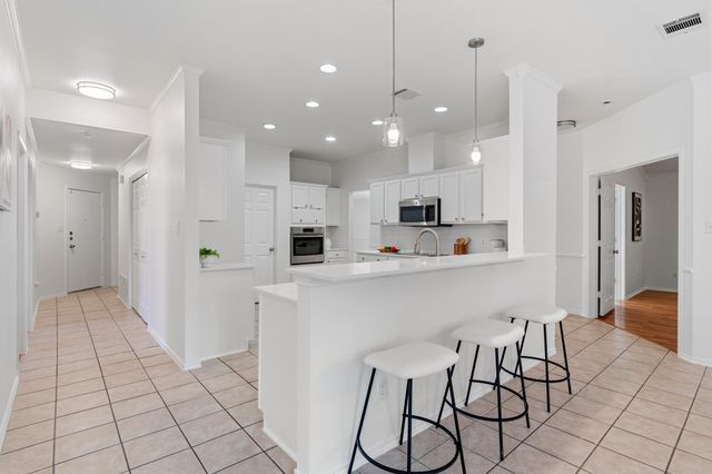 2502 Vernell WAY, Round Rock, TX 78664