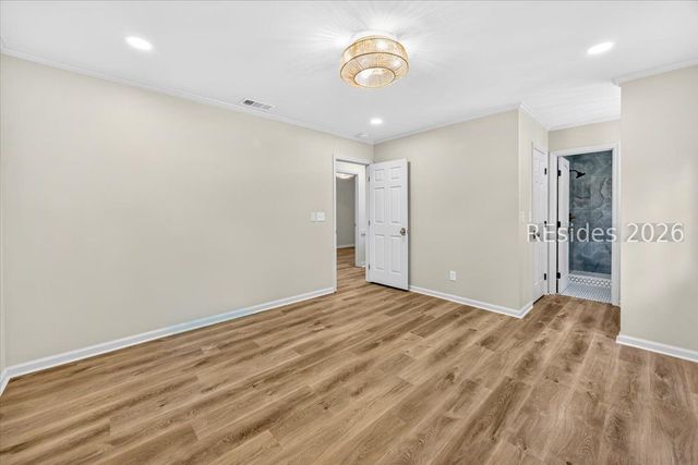 20 Kings Ct, Hilton Head Island, SC 29926