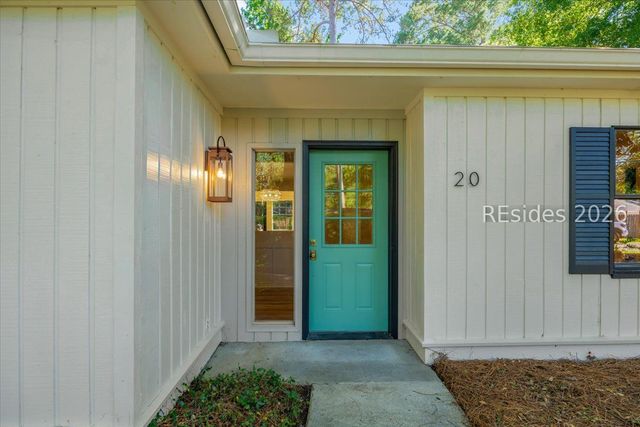 20 Kings Ct, Hilton Head Island, SC 29926
