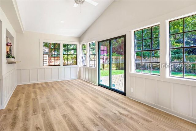 20 Kings Ct, Hilton Head Island, SC 29926