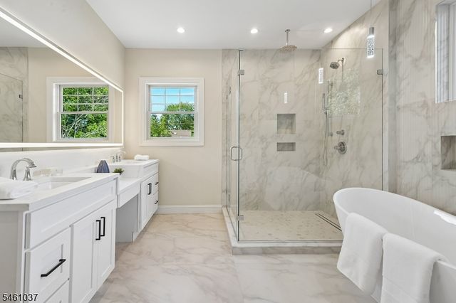 126 Hickson Dr, New Providence Boro, NJ 07974