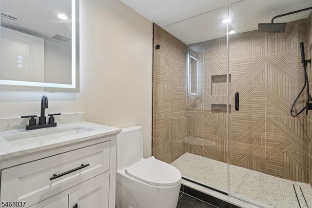 126 Hickson Dr, New Providence Boro, NJ 07974