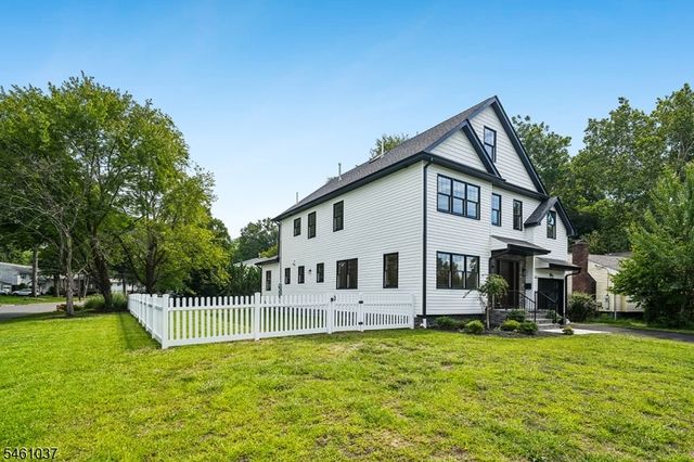 126 Hickson Dr, New Providence Boro, NJ 07974