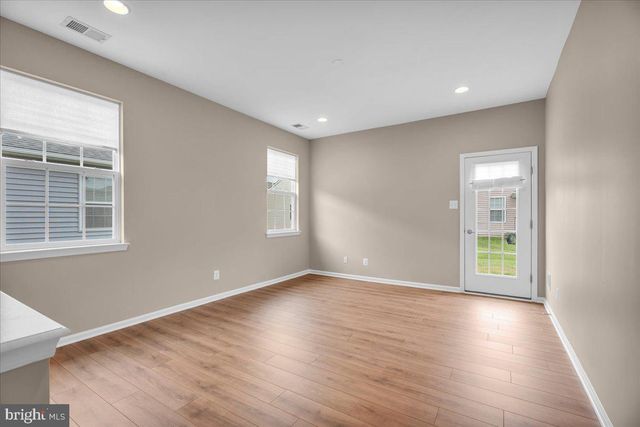 6 GROFF ST, Clayton, NJ 08312