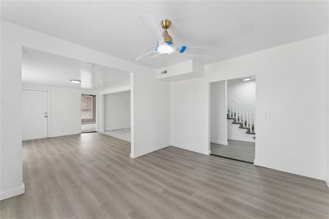 6024 Elmwood Avenue, Kansas City, MO 64130