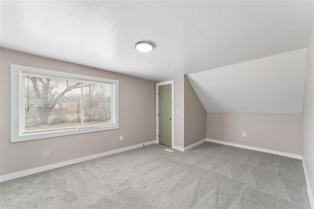 6024 Elmwood Avenue, Kansas City, MO 64130