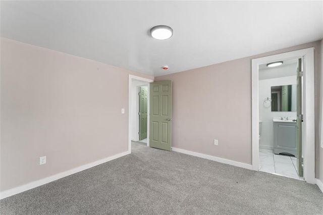 6024 Elmwood Avenue, Kansas City, MO 64130