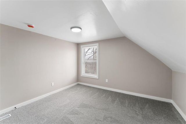 6024 Elmwood Avenue, Kansas City, MO 64130