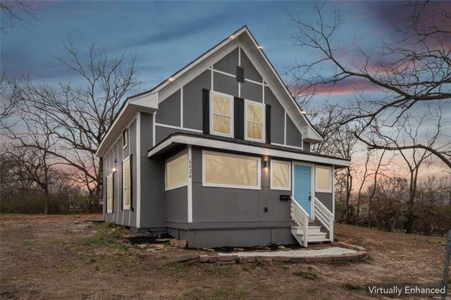 6024 Elmwood Avenue, Kansas City, MO 64130