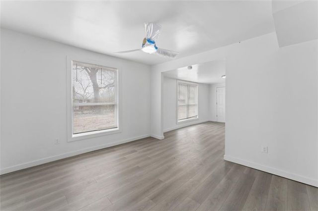 6024 Elmwood Avenue, Kansas City, MO 64130