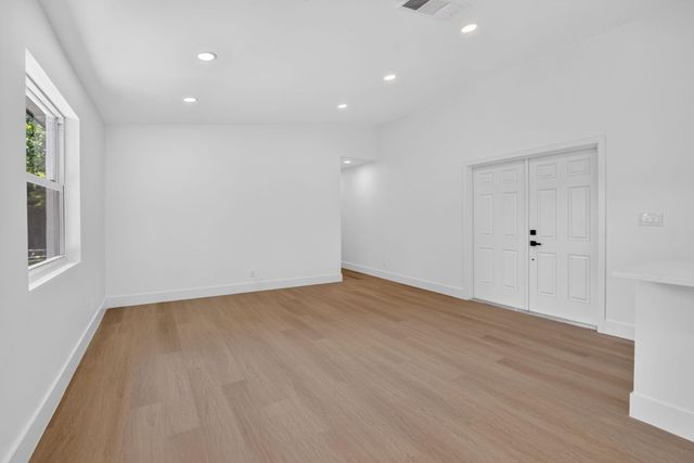 386 NW 40th Terrace, Deerfield Beach, FL 33442