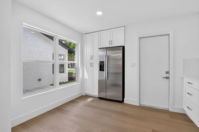 386 NW 40th Terrace, Deerfield Beach, FL 33442