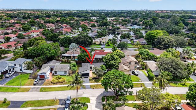 386 NW 40th Terrace, Deerfield Beach, FL 33442