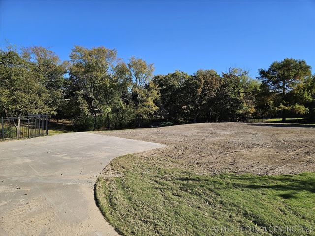 19434 S Quail Run Court, Claremore, OK 74017