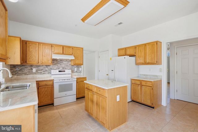 4607 BISHOP CARROLL DR, Upper Marlboro, MD 20772