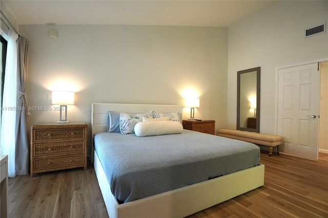 5741 Coach House Cir H, Boca Raton, FL 33486