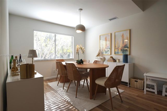 5741 Coach House Cir H, Boca Raton, FL 33486