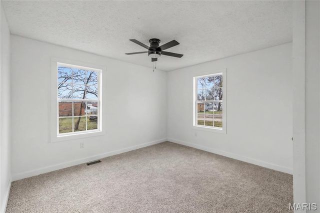 303 S Pine Street, Dixon, MO 65459