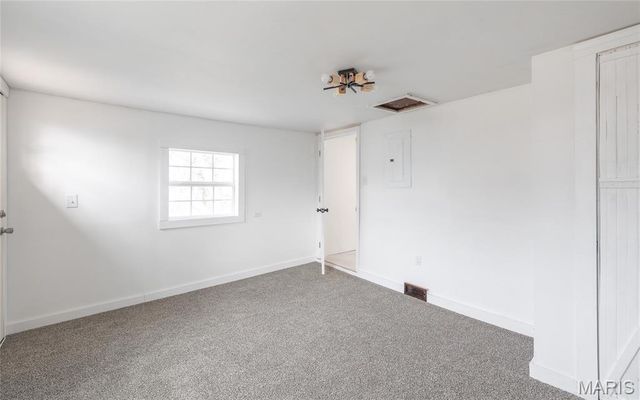 303 S Pine Street, Dixon, MO 65459