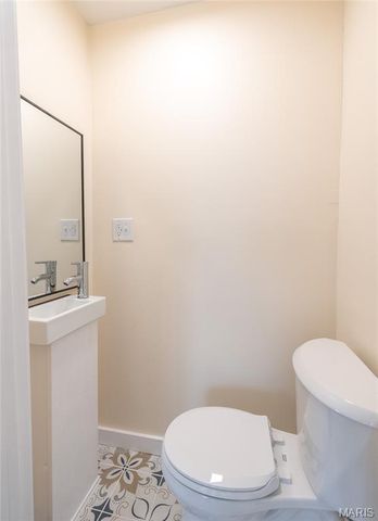 303 S Pine Street, Dixon, MO 65459