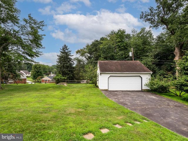 516 WESLEY RD, Springfield, PA 19064