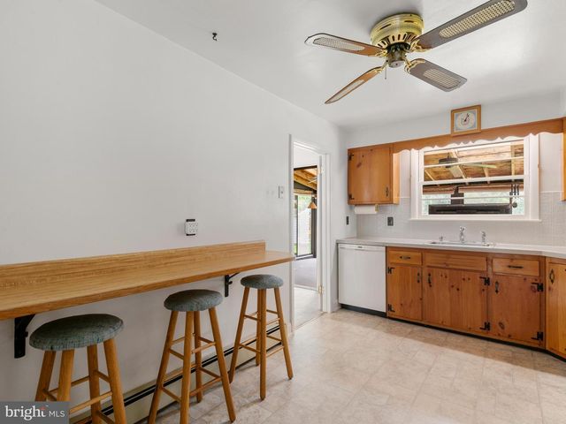 516 WESLEY RD, Springfield, PA 19064