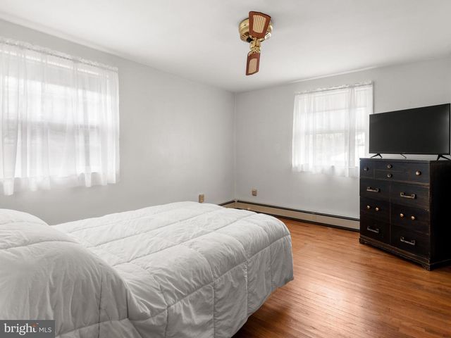 516 WESLEY RD, Springfield, PA 19064