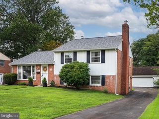 516 WESLEY RD, Springfield, PA 19064