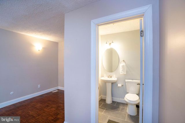 1845 WOODLEDGE DR, State College, PA 16803