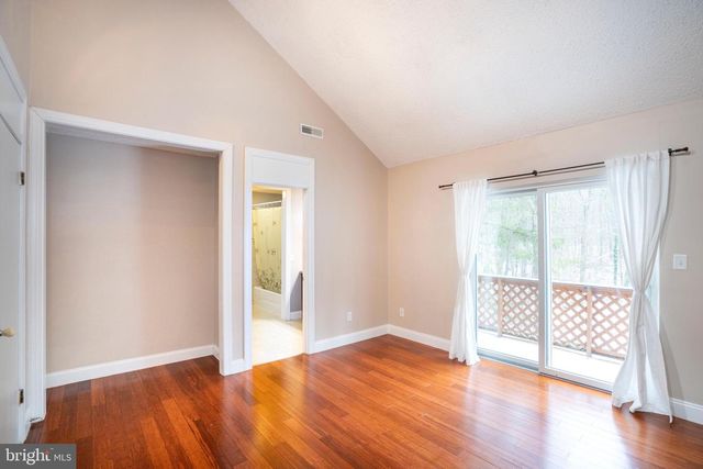 1845 WOODLEDGE DR, State College, PA 16803