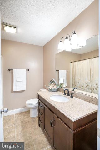 1845 WOODLEDGE DR, State College, PA 16803