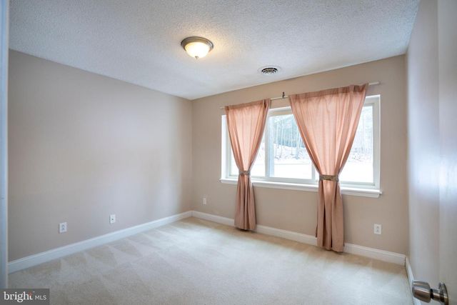 1845 WOODLEDGE DR, State College, PA 16803