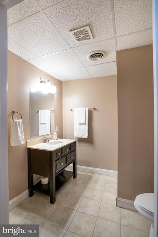 1845 WOODLEDGE DR, State College, PA 16803