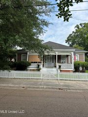 718 N Union Street, Natchez, MS 39120