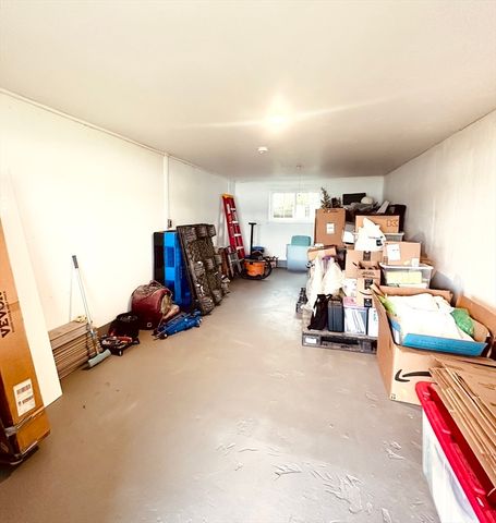 22 Riverside Dr, Berkley, MA 02779